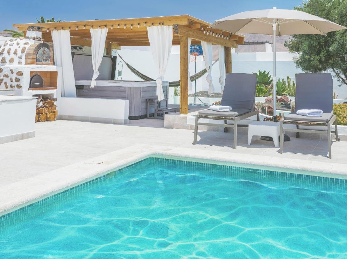 Villa Olive Tree Playa Blanca  Exterior photo